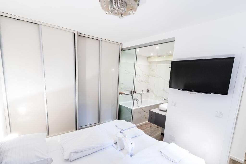 Grand Apartment Vienne Extérieur photo