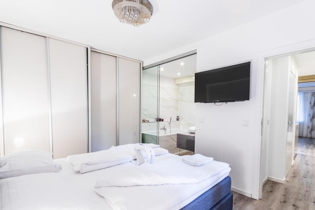 Grand Apartment Vienne Extérieur photo