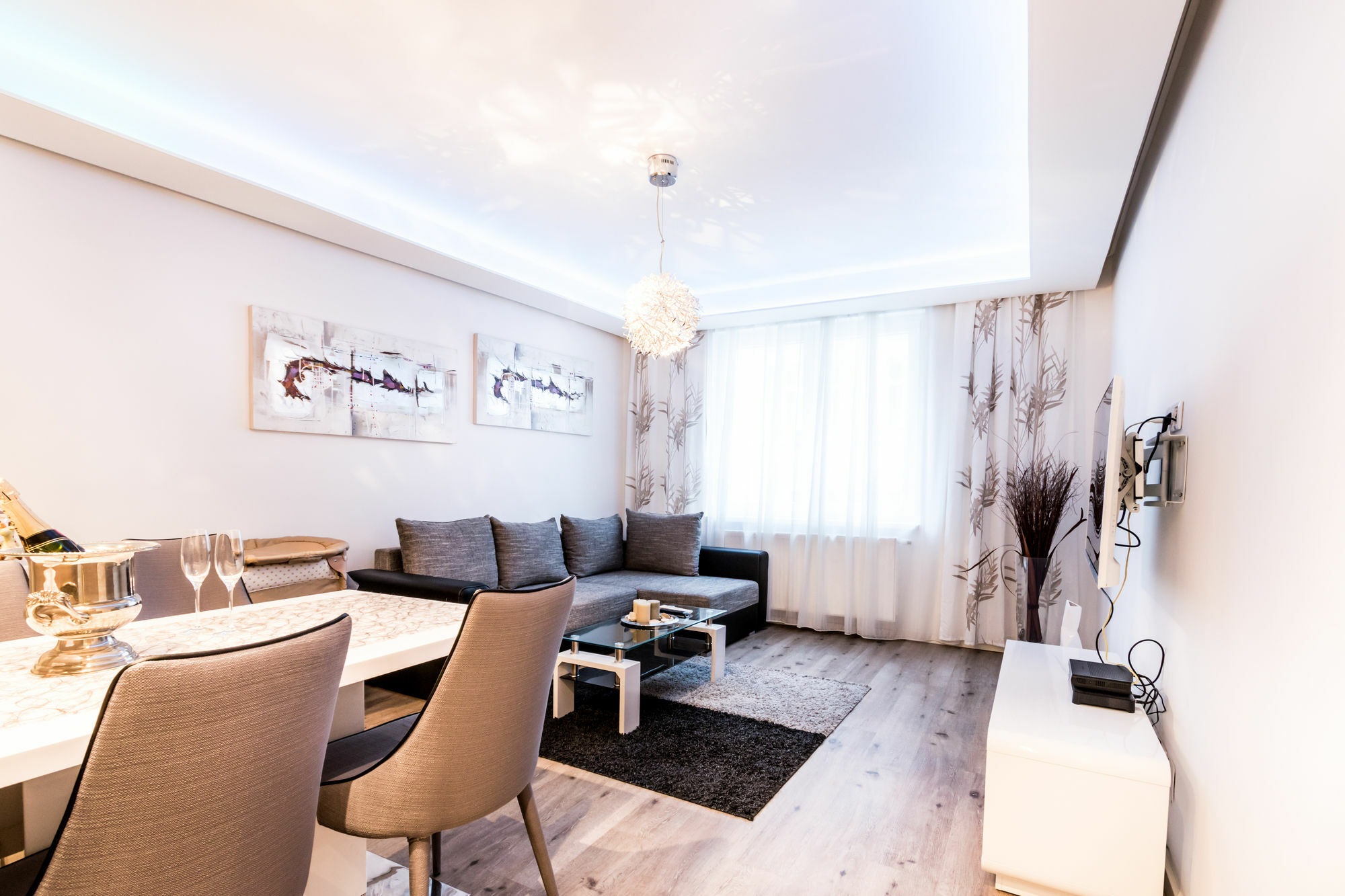Grand Apartment Vienne Extérieur photo