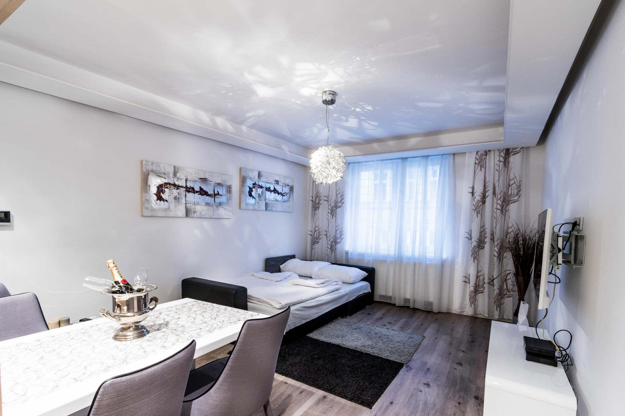 Grand Apartment Vienne Extérieur photo